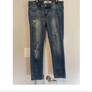 Abercrombie & Fitch Straight Legged Crop Jean sz8